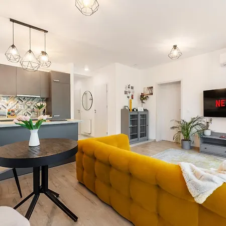 Magnolia Hotel-greentop *